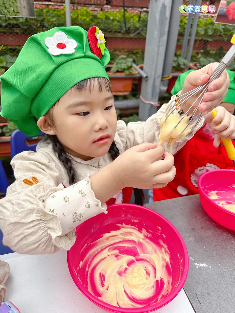 ★台北親子景點★ 內湖草莓園(內湖休閒農園),冬天限定小小草 S__111165485_0