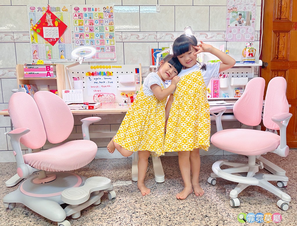 ❤育兒好物推薦❤ KIDUS兒童成長書桌,打造專屬的學習空間 S__113680454_0