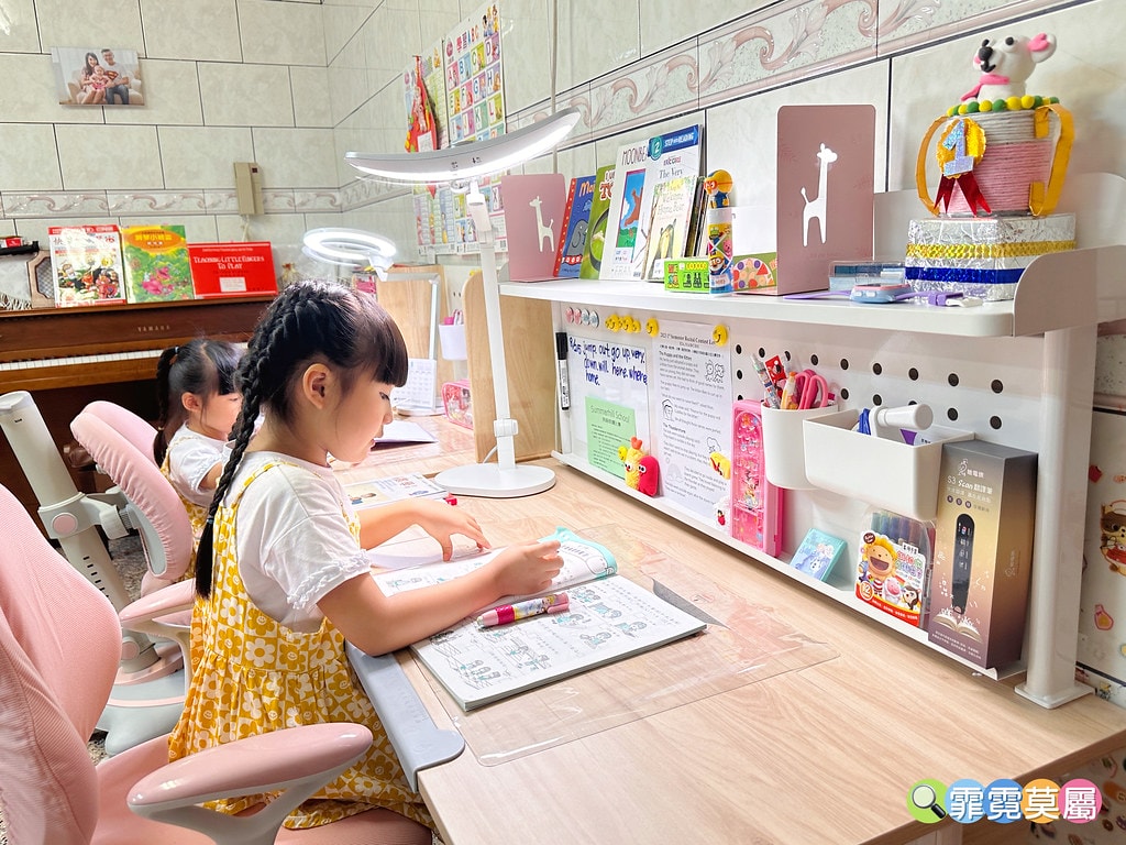❤育兒好物推薦❤ KIDUS兒童成長書桌,打造專屬的學習空間 S__113680471_0
