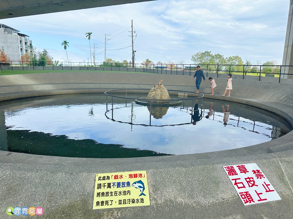 ★宜蘭親子景點★ 武淵水火同源,橋下遊戲場晴雨天都適合,大碗 S__113762317_0
