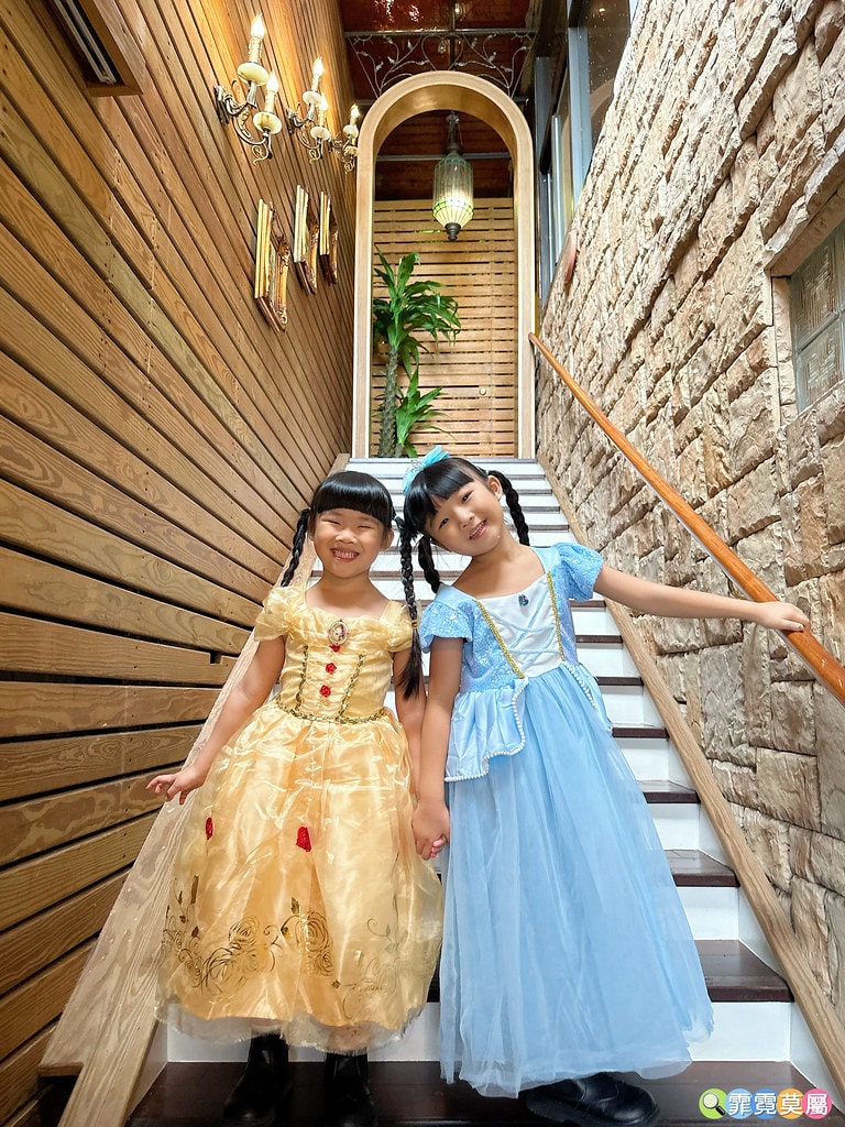 ★宜蘭民宿推薦★ 芯園我的夢中城堡,歐式千坪花園可以裝扮公主 S__113909868_0