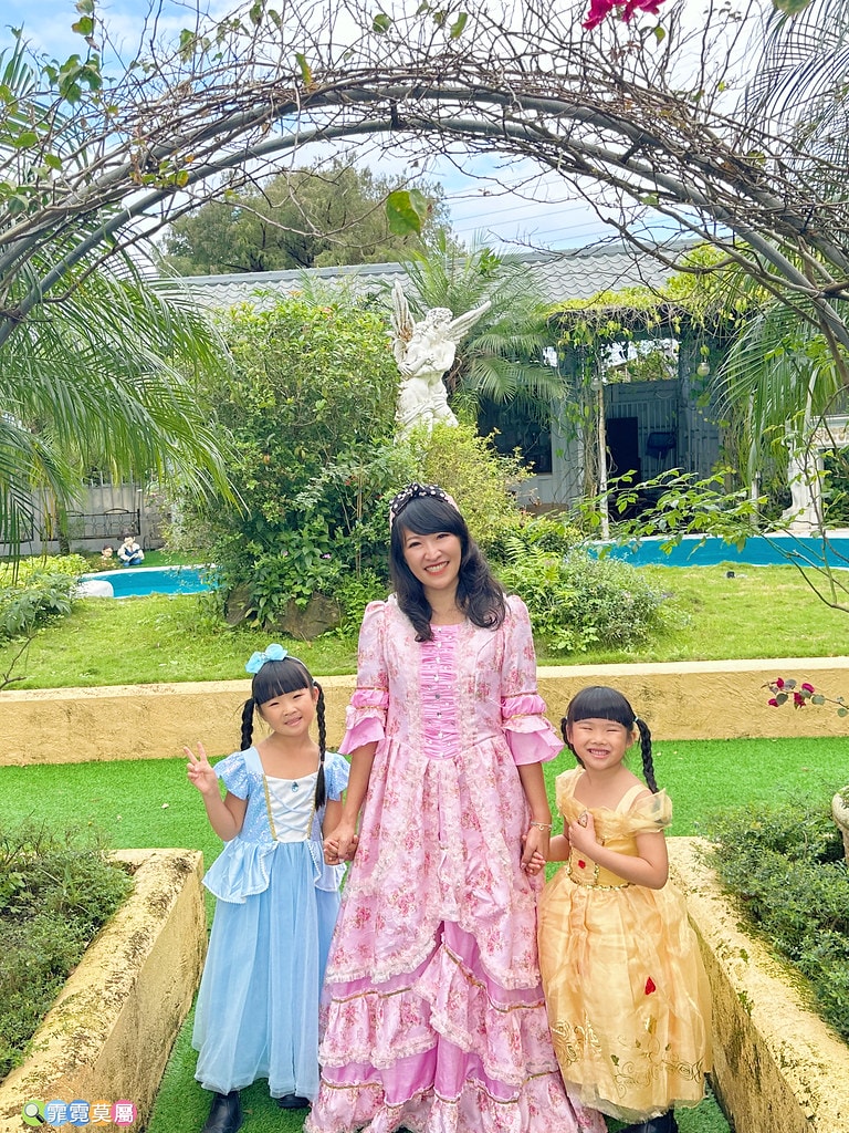 ★宜蘭民宿推薦★ 芯園我的夢中城堡,歐式千坪花園可以裝扮公主 S__113909859_0