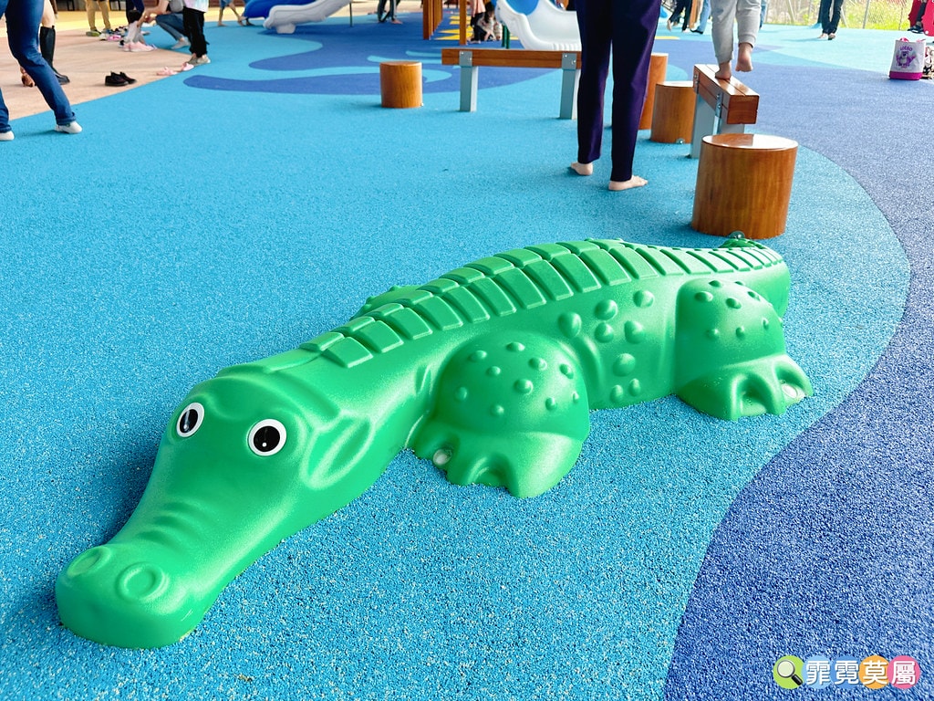 ★宜蘭親子景點★ 礁溪二龍之心,全台唯一龍舟造型主題溜滑梯! S__114622595_0