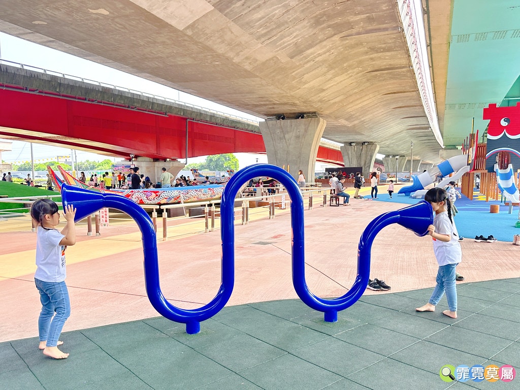 ★宜蘭親子景點★ 礁溪二龍之心,全台唯一龍舟造型主題溜滑梯! S__114622601_0