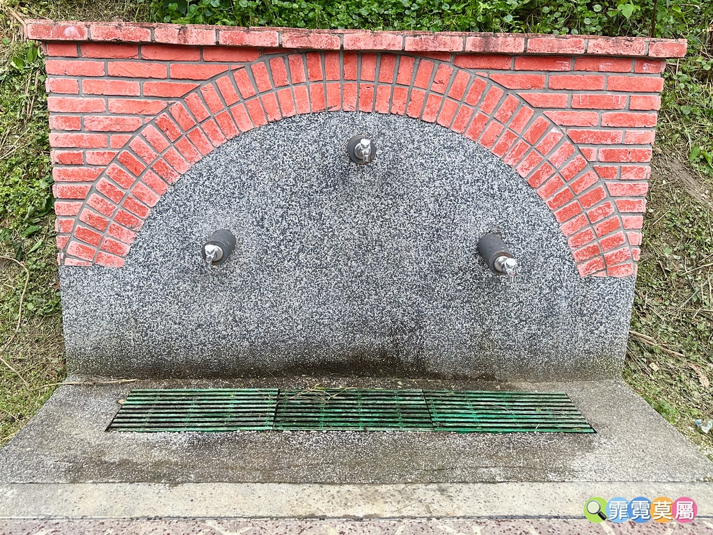 ★新北公園★ 汐止水返腳公園,特色乾濕式遊戲場,夏季限定開放 S__114941995_0