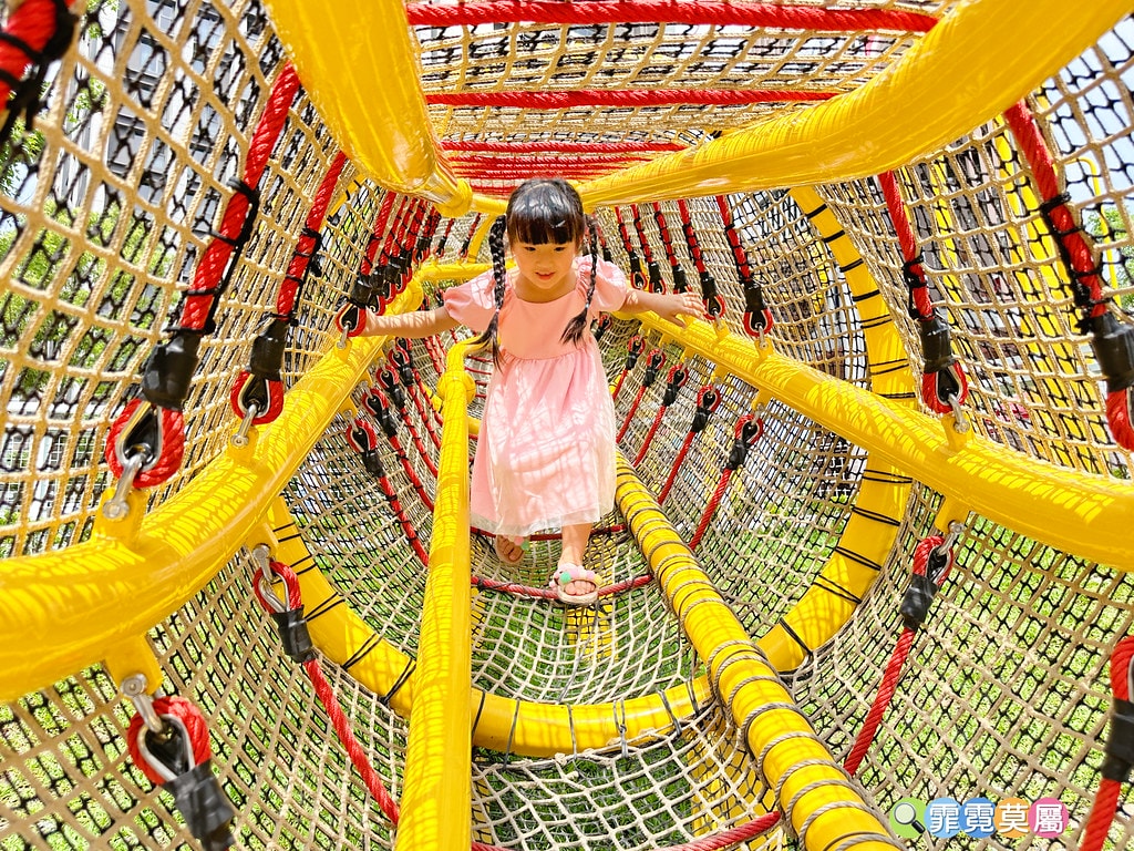 ★新北公園★ 吉祥公園,林口最新全台唯一影視主題特色遊戲場, S__115654720_0