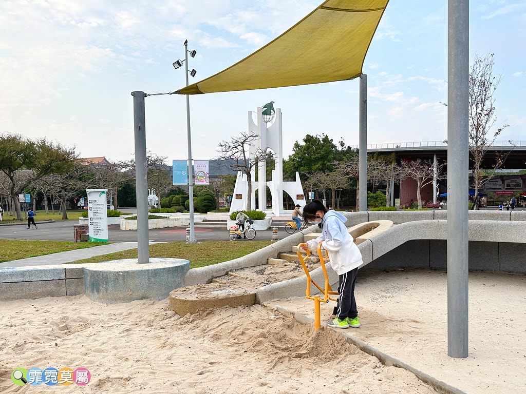 ★台北公園★ 花博公園新生園區,地球旅行遊戲場邊玩還能邊看飛 S__115687481_0