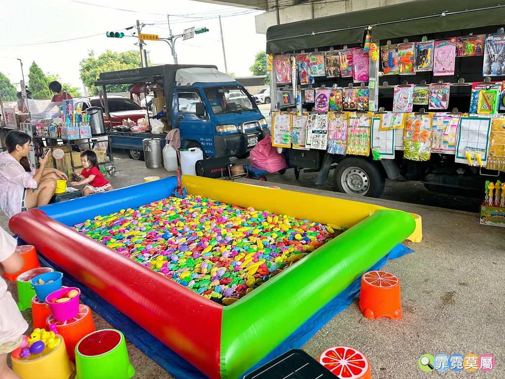 ★桃園公園★ 國2橋下兒童冒險公園,一公里長晴雨天都能放電孩 S__115736649_0