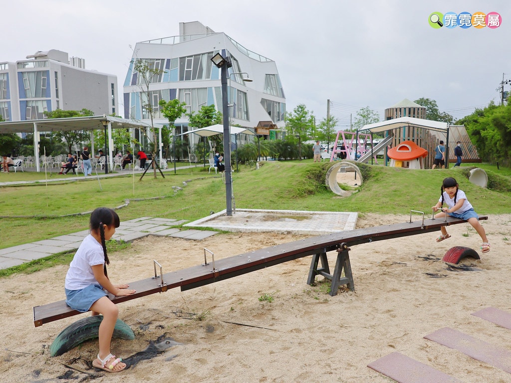 ★宜蘭住宿推薦★ 天使星夢渡假村,超夢幻異國風住宿,和動物互 S__116416594