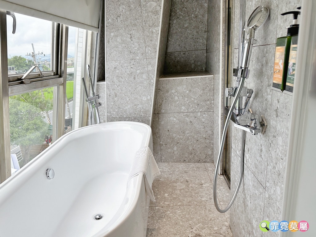 ★宜蘭住宿推薦★ 天使星夢渡假村,超夢幻異國風住宿,和動物互 S__116416560