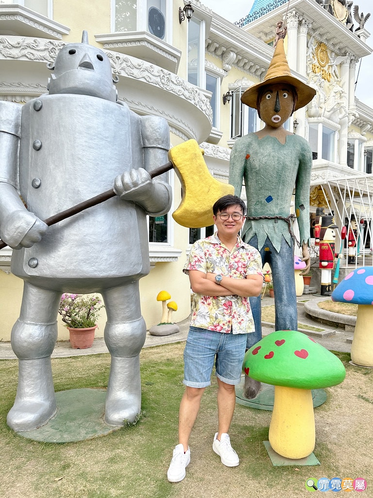 ★台南親子景點★ 藏金閣2館,全台最美的公家機關,走進愛麗絲 S__116695103_0