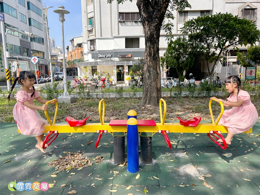 ★台南親子景點★ 藏金閣2館,全台最美的公家機關,走進愛麗絲 S__116695079_0