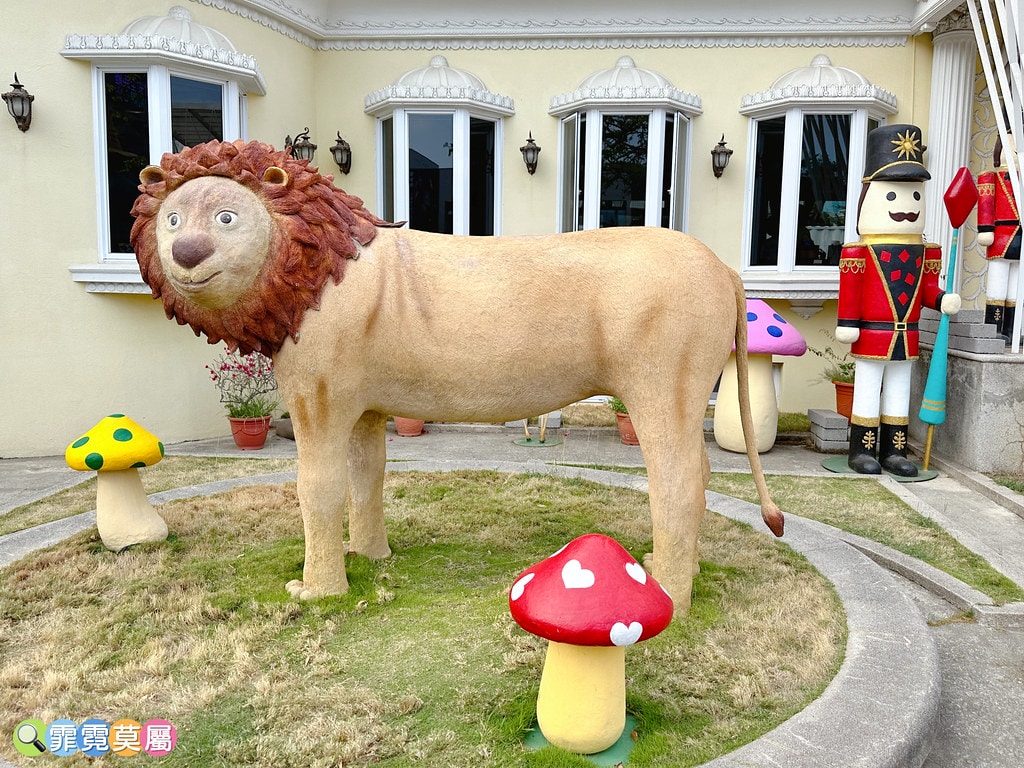 ★台南親子景點★ 藏金閣2館,全台最美的公家機關,走進愛麗絲 S__116695105_0