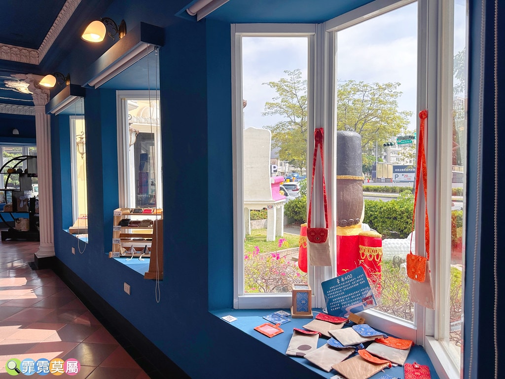 ★台南親子景點★ 藏金閣2館,全台最美的公家機關,走進愛麗絲 S__116695091_0