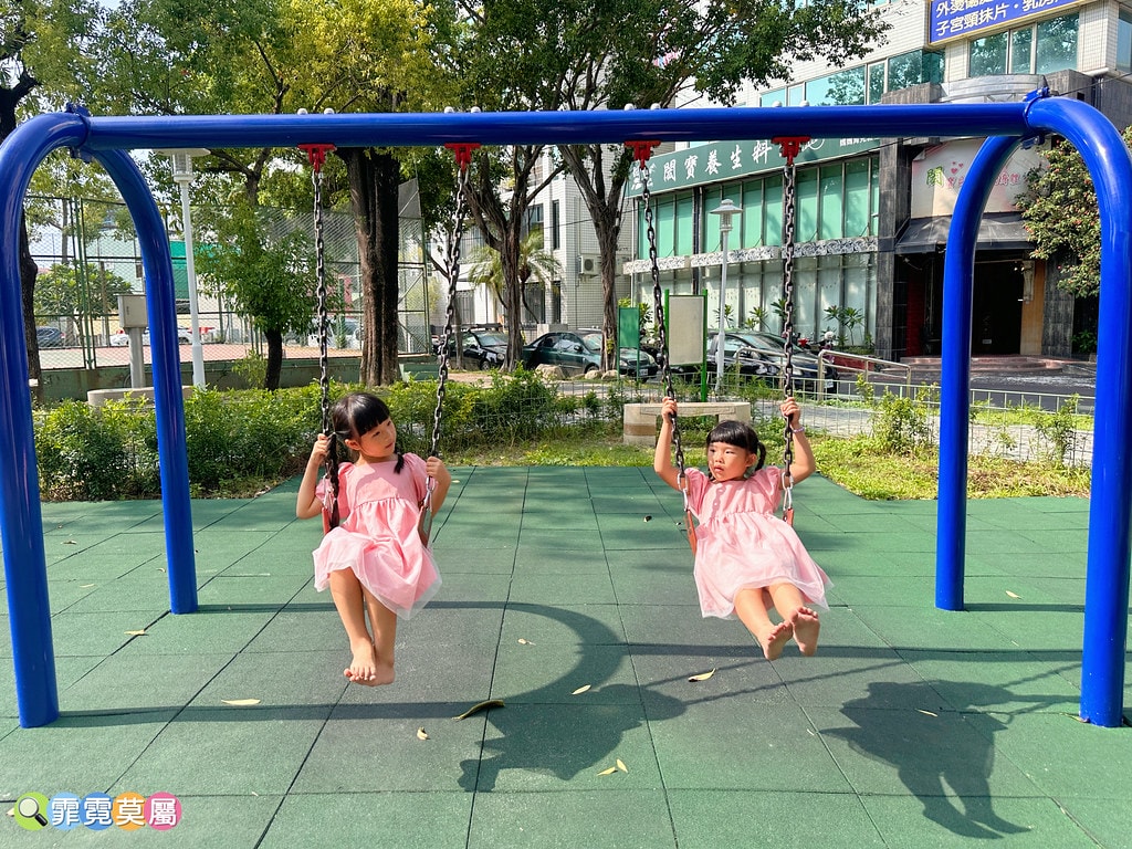 ★台南親子景點★ 藏金閣2館,全台最美的公家機關,走進愛麗絲 S__116695077_0