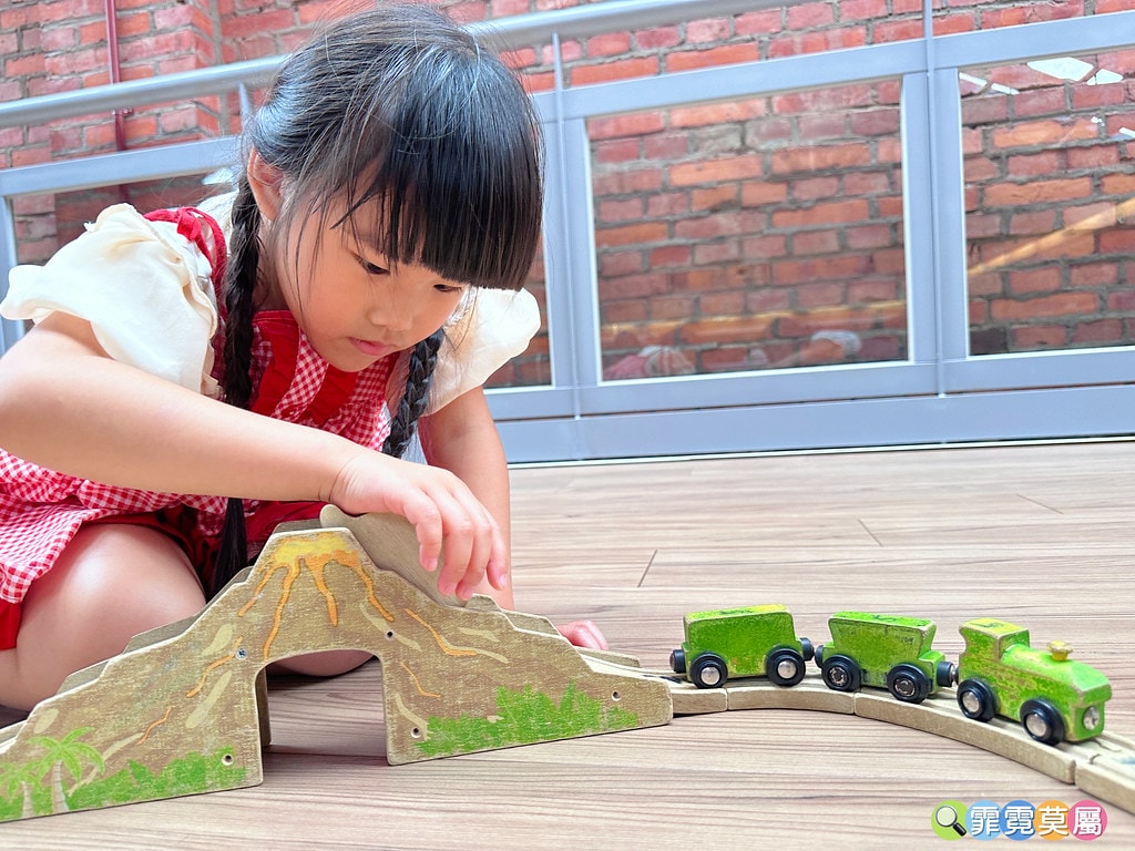 ★桃園親子景點★ 桃園軌道願景館,免費入館體驗一日車長還能無 S__116850702_0