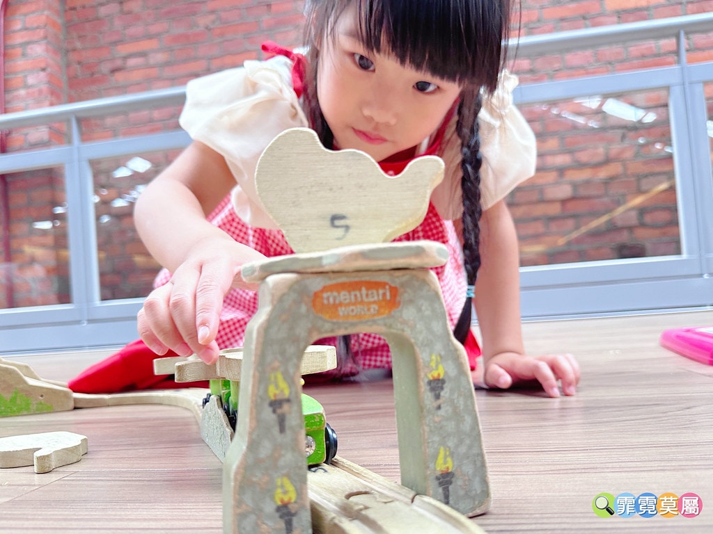 ★桃園親子景點★ 桃園軌道願景館,免費入館體驗一日車長還能無 S__116850705_0