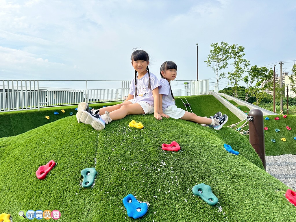 ★桃園最新公園★ 蘆竹新龍公園,以千塘之鄉為主題打造埤塘遊戲 S__116965420_0