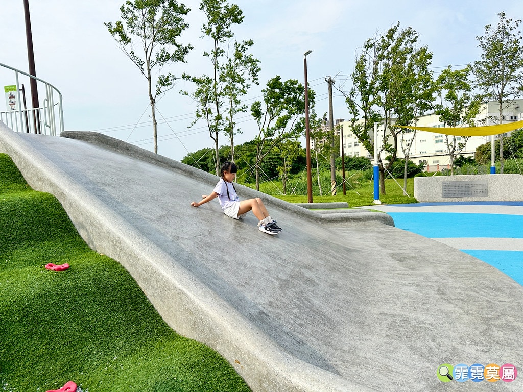 ★桃園最新公園★ 蘆竹新龍公園,以千塘之鄉為主題打造埤塘遊戲 S__116965435_0