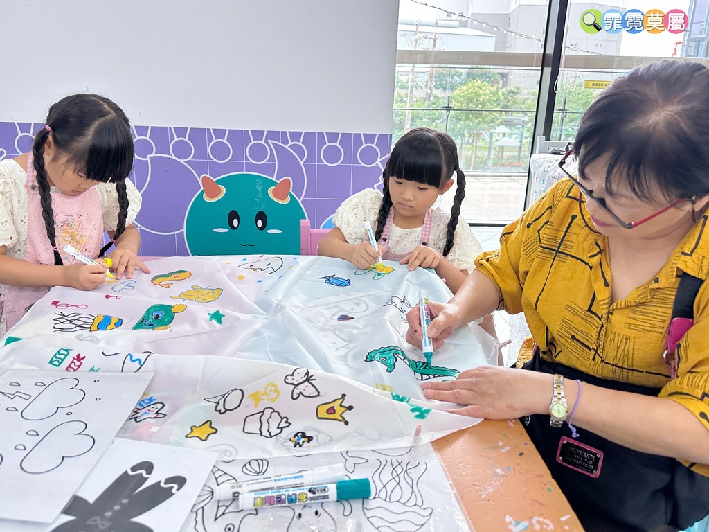 ★桃園親子景點★ 國巨洋傘文創園區,彩繪自己獨一無二的傘,門 S__117039151_0