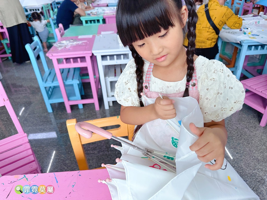 ★桃園親子景點★ 國巨洋傘文創園區,彩繪自己獨一無二的傘,門 S__117039150_0