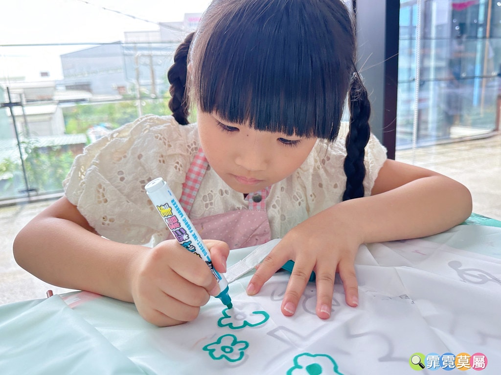 ★桃園親子景點★ 國巨洋傘文創園區,彩繪自己獨一無二的傘,門 S__117039166_0