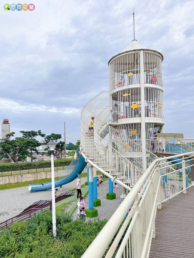 ★桃園公園★ 觀音水之丘主題公園,像滑水道一樣刺激好玩! 溜 S__117211262_0