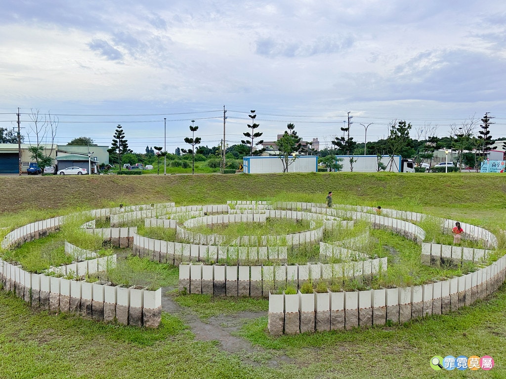 ★桃園公園★ 觀音水之丘主題公園,像滑水道一樣刺激好玩! 溜 S__117211248_0