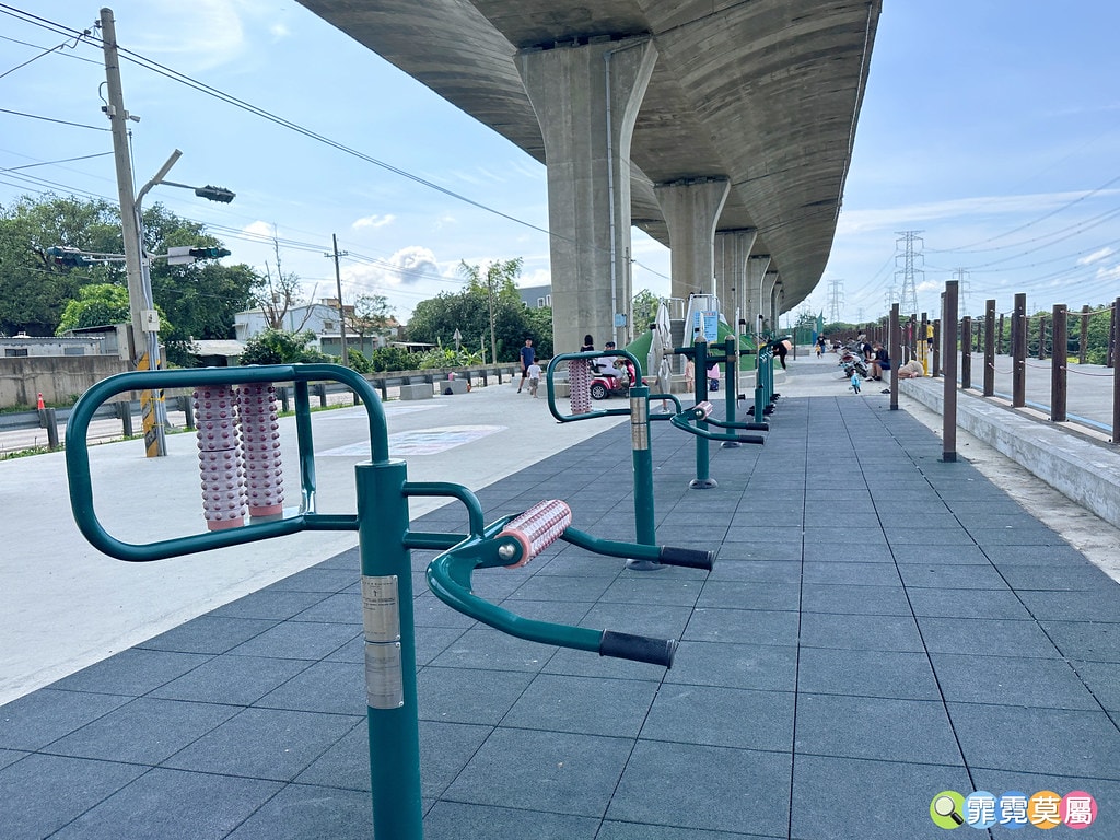 ★彰化公園★ 公和美溪廊道親子公園,國三和美交流道下的橋下公 S__117858410_0