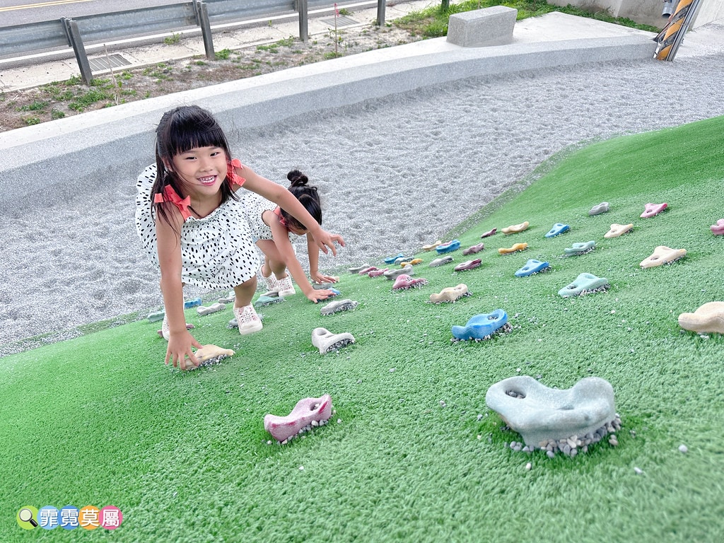 ★彰化公園★ 公和美溪廊道親子公園,國三和美交流道下的橋下公 S__117858405_0