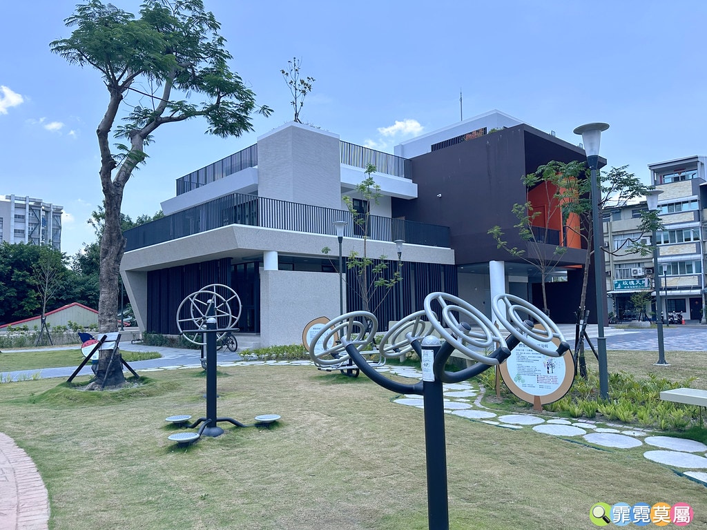 ★彰化最新公園★ 員林三和公園,首座四合一特色公園結合結合停 S__118129001_0