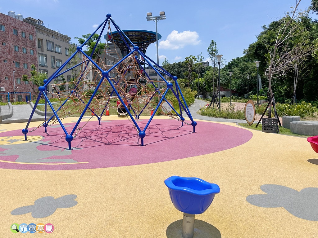 ★彰化最新公園★ 員林三和公園,首座四合一特色公園結合結合停 S__118128987_0