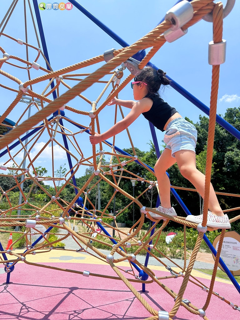 ★彰化最新公園★ 員林三和公園,首座四合一特色公園結合結合停 S__118128980_0