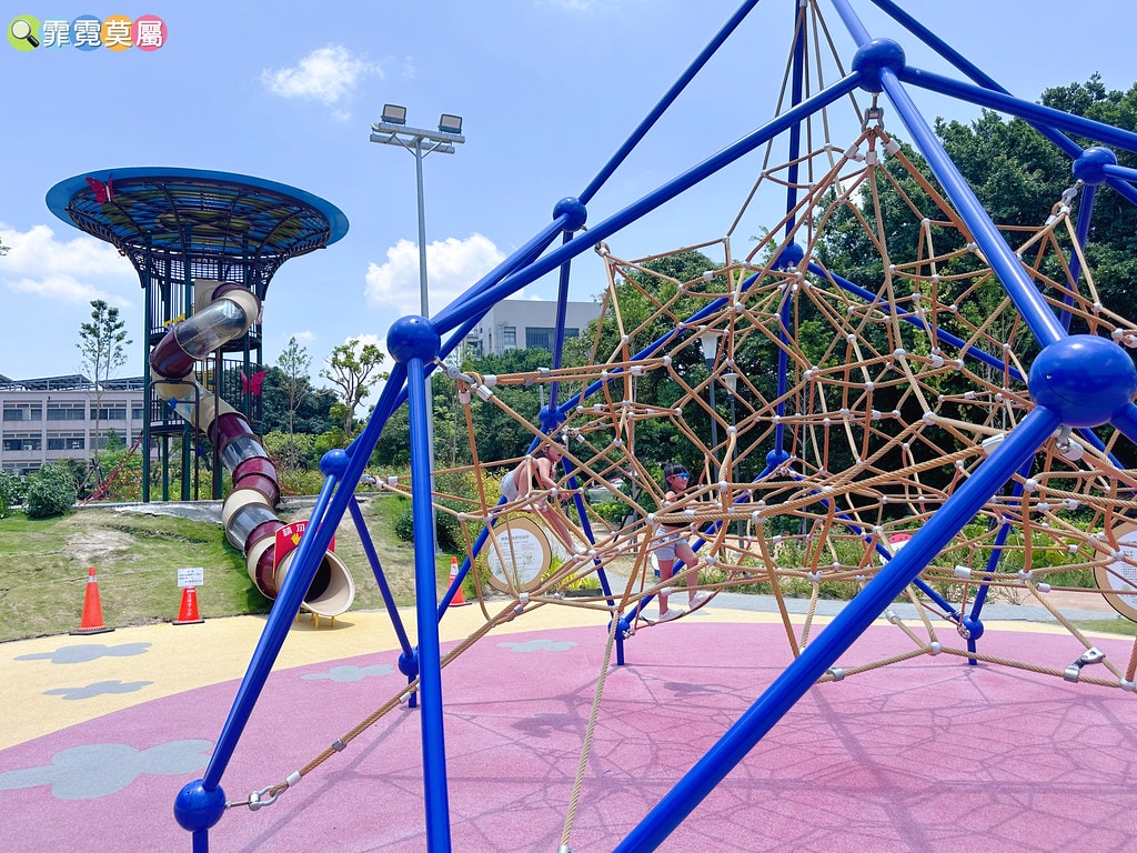 ★彰化最新公園★ 員林三和公園,首座四合一特色公園結合結合停 S__118128975_0