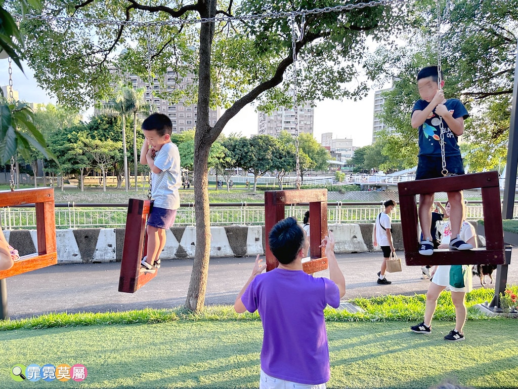 ★桃園親子景點★ 南崁溪第一河濱公園,海陸空遊戲場來這一次滿 S__118587451_0