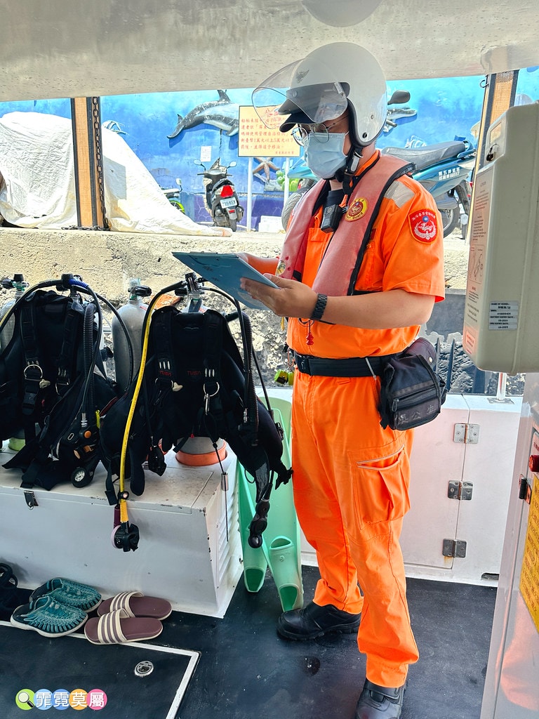 ★小琉球水上活動★ 小琉球綠蠵龜潛水,體驗與海龜一起暢游超美 S__119029857_0