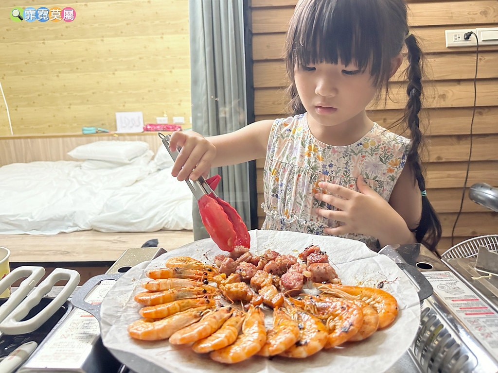 ★桃園親子住宿推薦★ 牛仔星村豪華露營車屋一泊二食體驗,免費 S__121724981_0