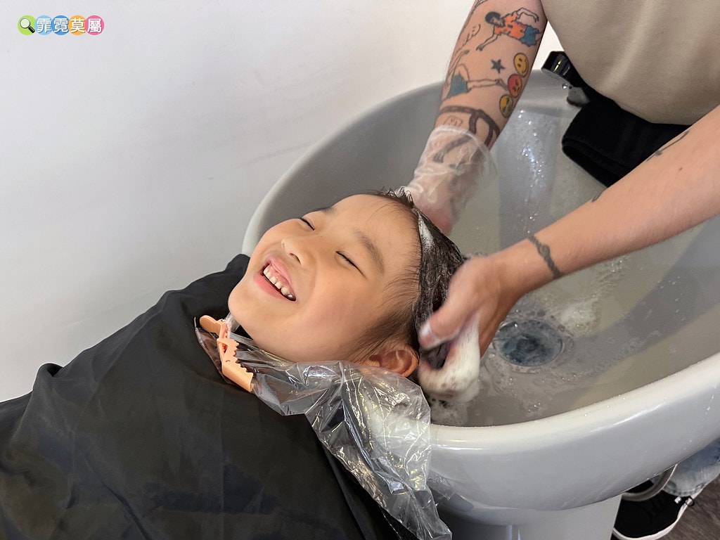 ❤生活分享❤ 柒次親子沙龍,桃園中壢美髮推薦,兒童剪髮/親子 S__121880645_0
