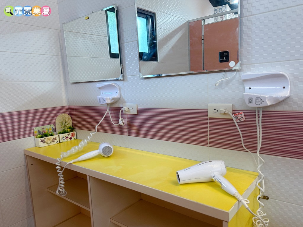 ★彰化親子景點★ 長頸鹿休閒農場,假日限定開放百元門票暢遊一 S__122175580_0