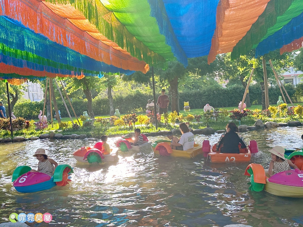 ★彰化親子景點★ 長頸鹿休閒農場,假日限定開放百元門票暢遊一 S__122175598_0