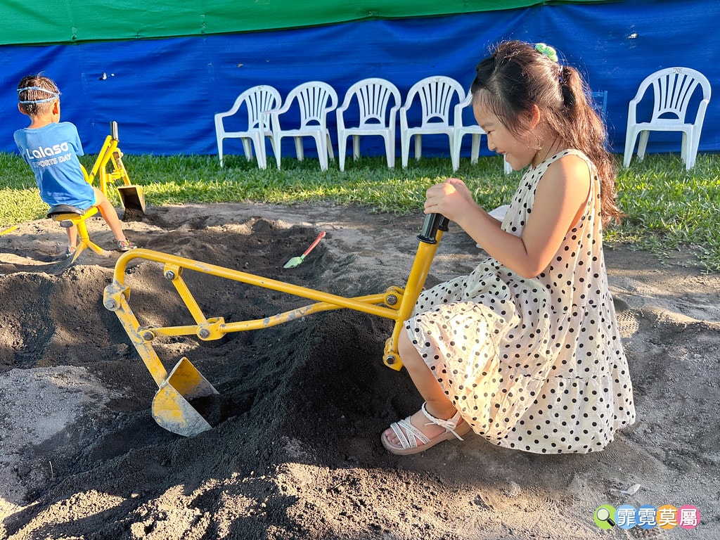 ★彰化親子景點★ 長頸鹿休閒農場,假日限定開放百元門票暢遊一 S__122175579_0