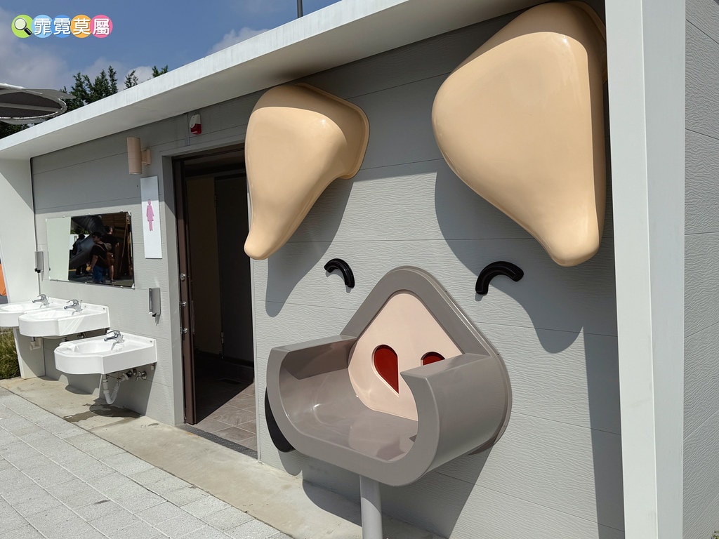 ★台中最新公園★ 豬事圓滿公園,屠宰場大變身成小山豬主題遊戲 S__122372126_0