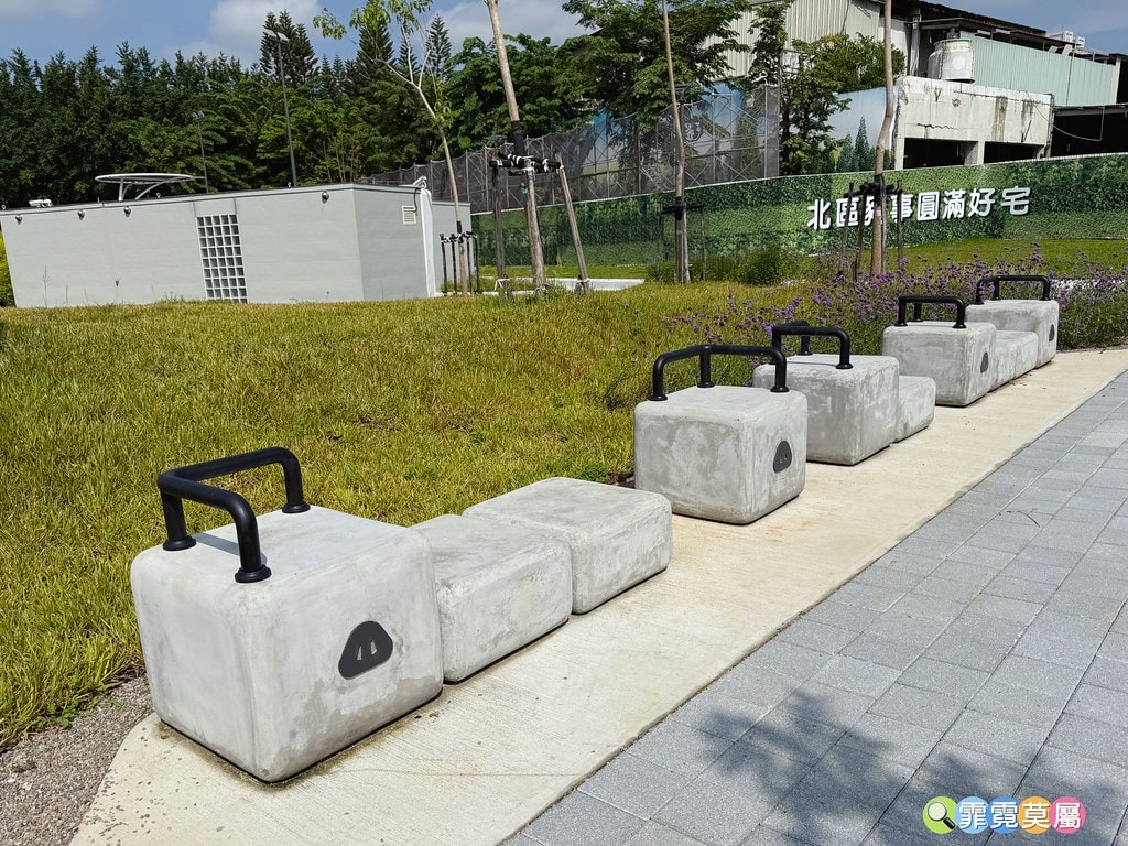 ★台中最新公園★ 豬事圓滿公園,屠宰場大變身成小山豬主題遊戲 S__122372157_0