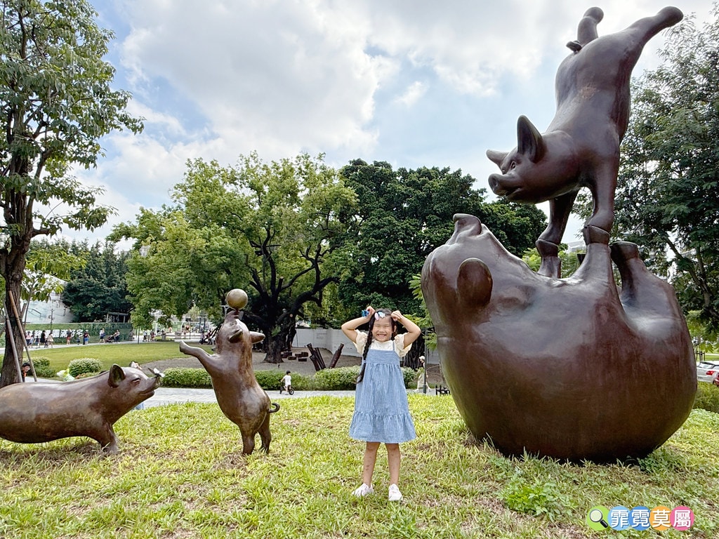 ★台中最新公園★ 豬事圓滿公園,屠宰場大變身成小山豬主題遊戲 S__122372129_0