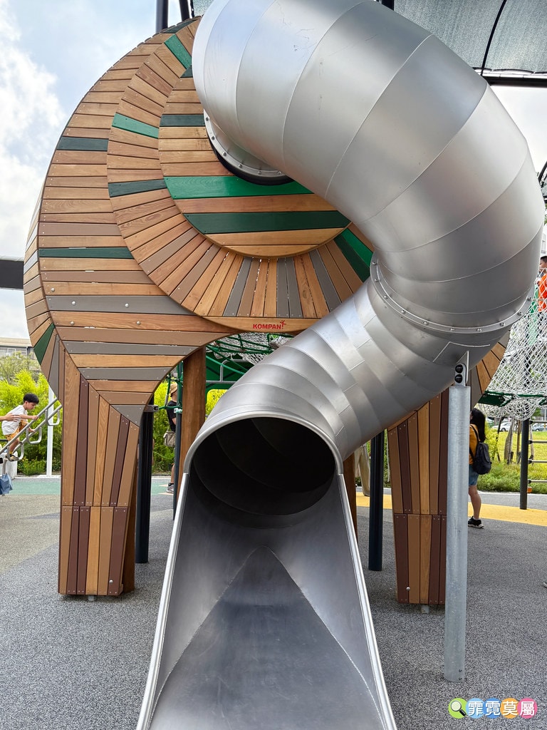 ★台中最新公園★ 豬事圓滿公園,屠宰場大變身成小山豬主題遊戲 S__122372146_0