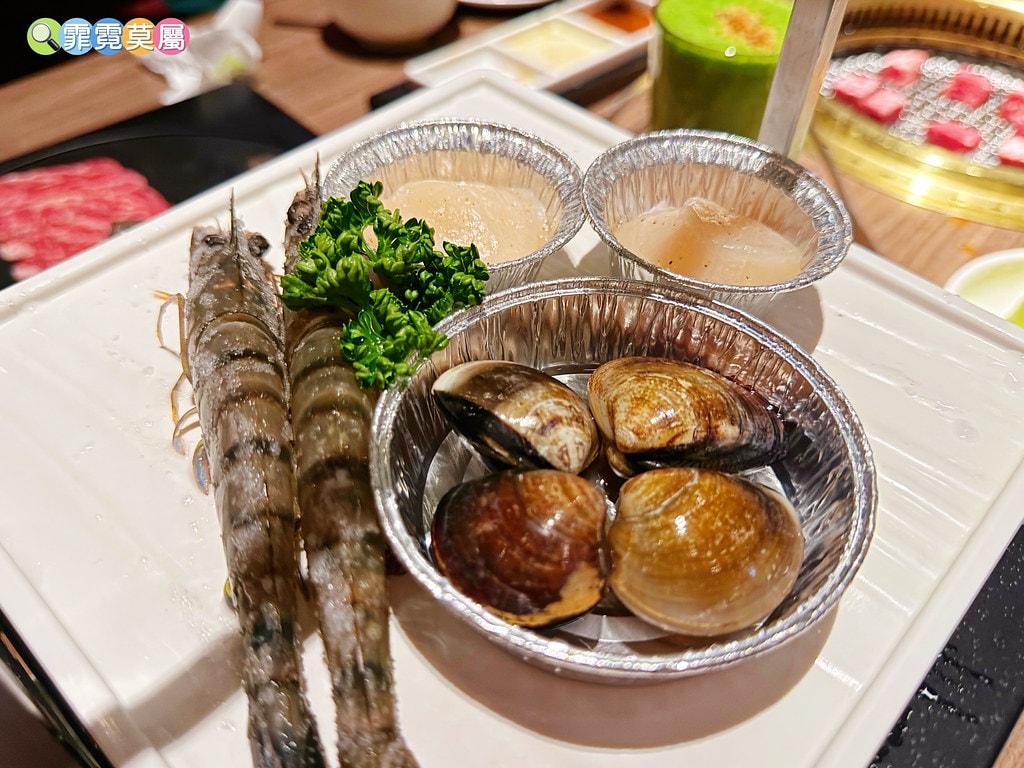 ★台中餐廳推薦★ 茶六燒肉堂新朝富店,全新開幕的台中超人氣必 S__122716222_0