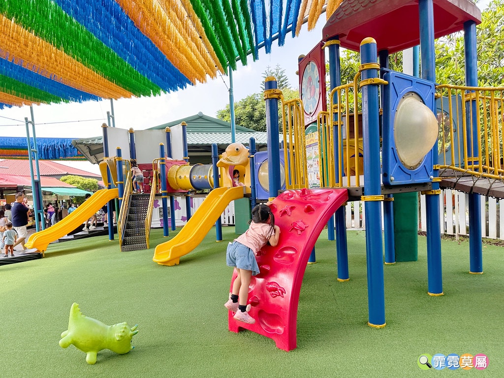 ★嘉義親子景點★ 獨角仙農場,可以釣螯蝦、玩滑草、搭小火車、 S__123346996_0
