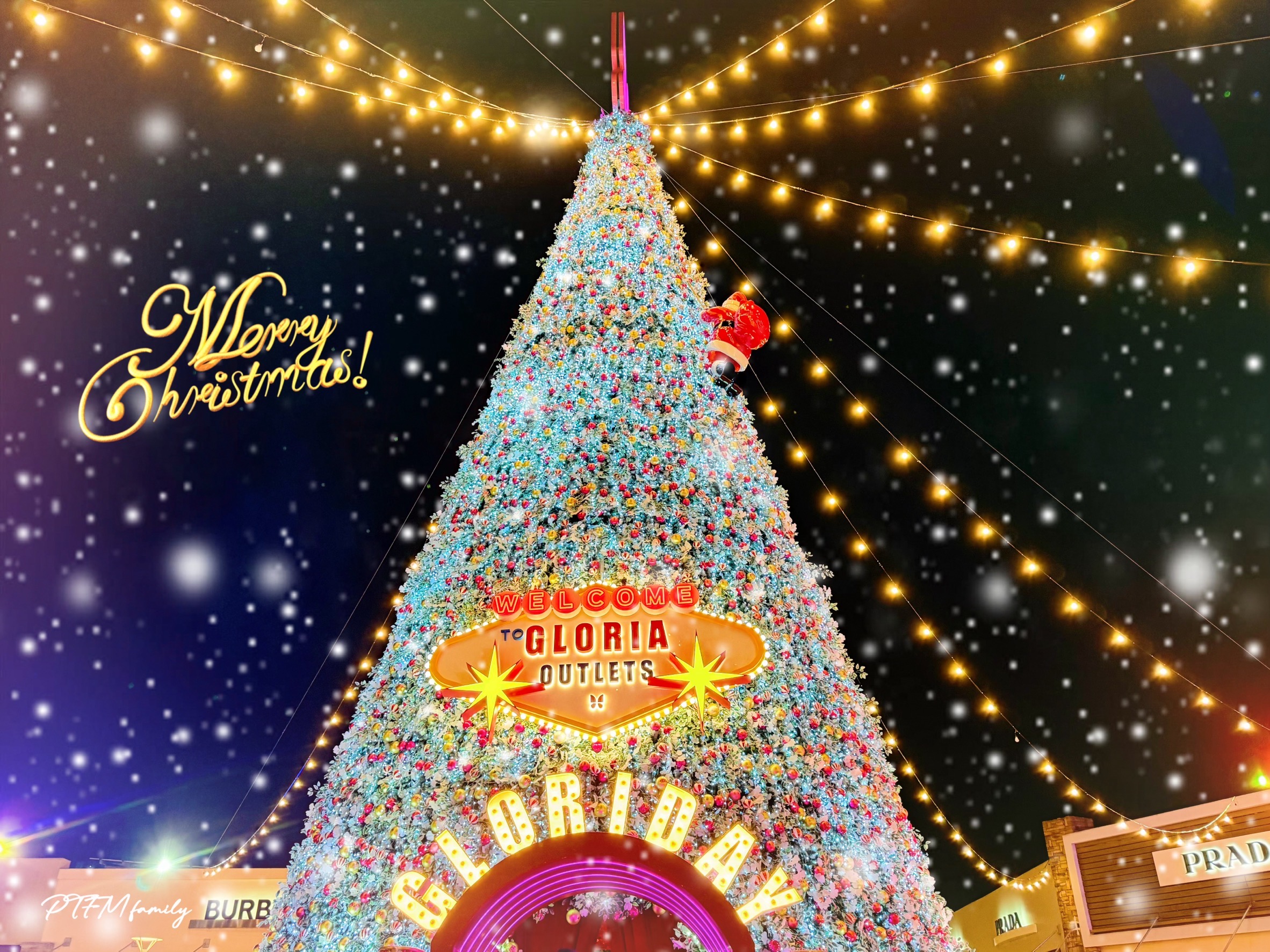 ★桃園最新景點★ 2025華泰名品城10週年聖誕村活動, 活動時間2025/11/21-2026/01/01,有20米高的飄雪穿越聖誕樹,美式復古飯店和聖誕舞台造景,還有特色聖誕市集可以逛 - 第2張圖