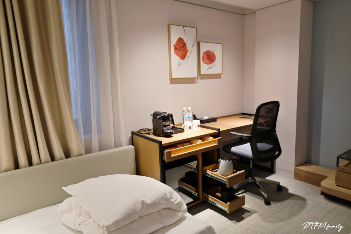 ★台北住宿推薦★ 柯達大飯店台北南京館，高鐵飯店聯票-訂房享加購高鐵票78折起的優惠，位置便利鄰近台北小巨蛋，商務客人或家庭旅遊都很推薦的質感飯店