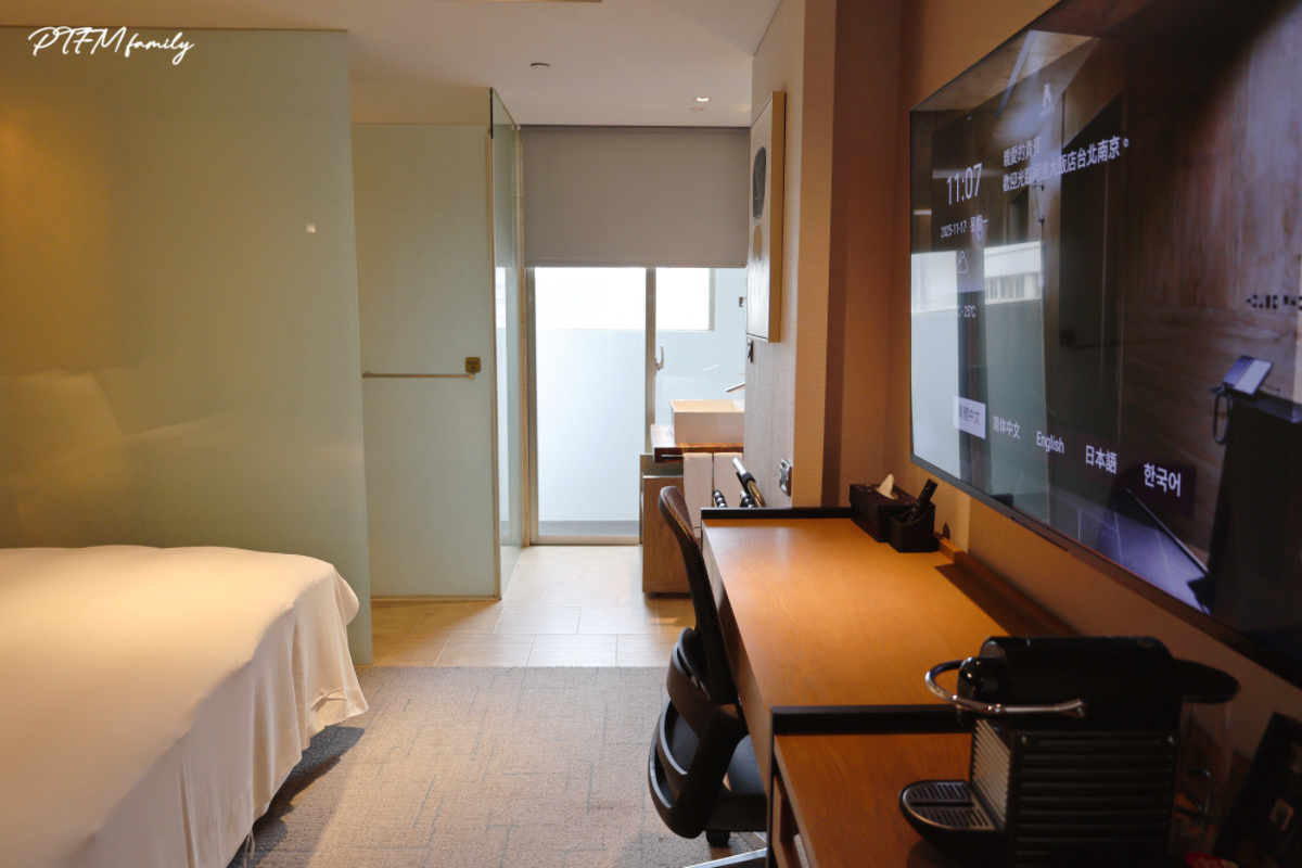 ★台北住宿推薦★ 柯達大飯店台北南京館，高鐵飯店聯票-訂房享加購高鐵票78折起的優惠，位置便利鄰近台北小巨蛋，商務客人或家庭旅遊都很推薦的質感飯店